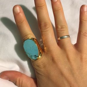 Turquoise and gold ring
